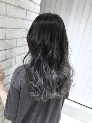 ロング カラー パーマ ヘアアレンジ メンズ キッズ ネイル マツエク・マツパ バレイヤージュ/ 髪質改善/渡邉悟🌱のヘアスタイル