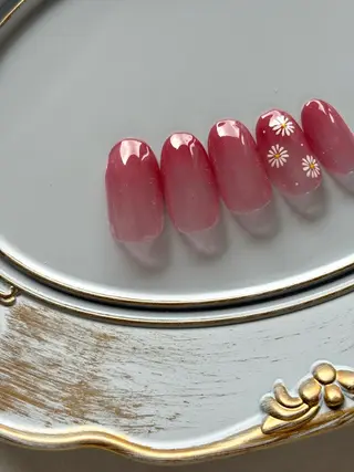 ネイル FIORITURA Maikoのネイルデザイン