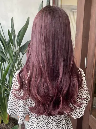 ロング カラー 佐藤 琴海のヘアスタイル