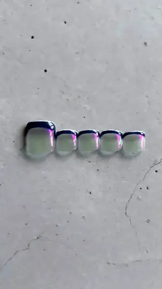 ネイル 関山 志乃のネイルデザイン