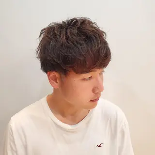 ショート カラー メンズ メンズカット曲がる 縮毛矯正佐々木タクマのヘアスタイル