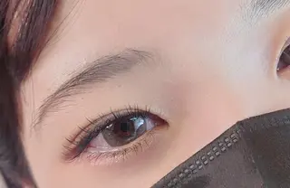 マツエク・マツパ NAZ eyelash&eyebrow by medical salon所属・NAZ 表参道 Tomokoのマツエク・マツパデザイン