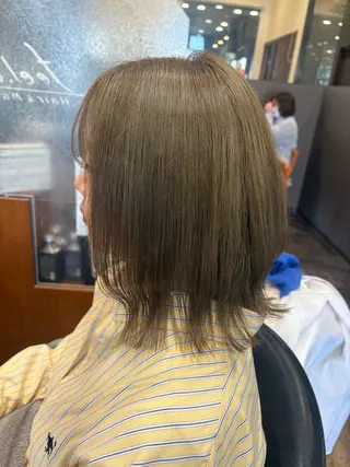 ミディアム 落合 ちりのヘアスタイル