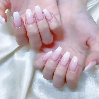 ネイル misaki 🩰‎🤍🎀のネイルデザイン