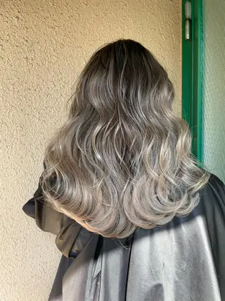 ミディアム 田中 聖也のヘアスタイル