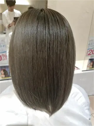 ショート カラー 【髪質改善美容師】t occa茨木篠原健太のヘアスタイル