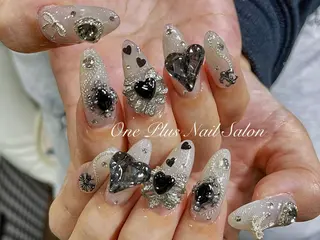 ネイル One Plus Nail Salonのネイルデザイン