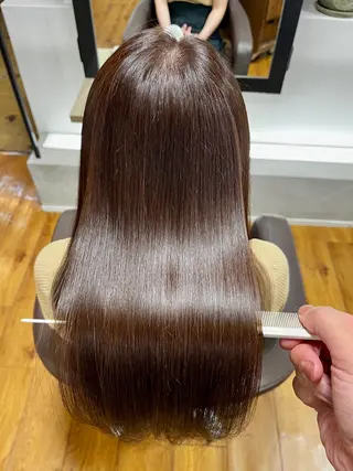 ロング 「朝が、変わる」 髪質改善ストレートのヘアスタイル