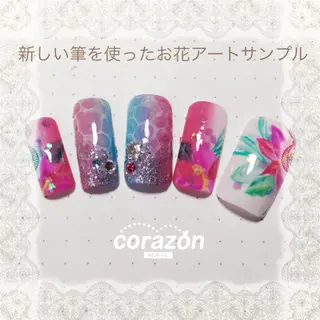ネイル corazon所属・ネイリスト aicoのネイルデザイン