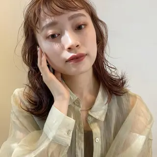 カラー SOLO所属・奈良 彩華のヘアスタイル