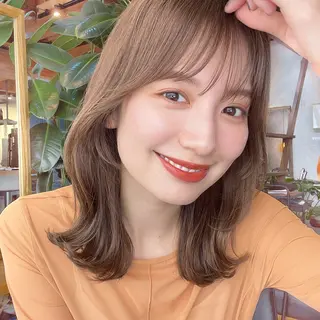 ミディアム カラー 結べるレイヤーボブ くびれLady表参道のヘアスタイル