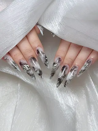 ネイル ENsalon akiのネイルデザイン