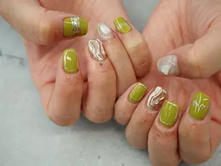 マツエク・マツパ CYiG nail studio所属・kanai miwaのネイルデザイン