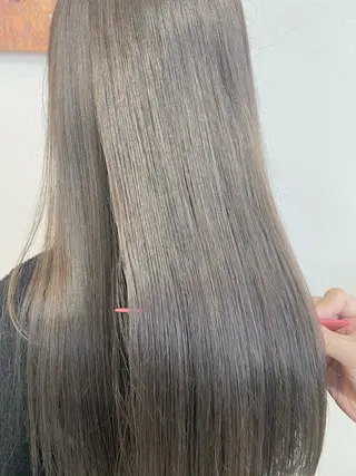ロング haretoki 髪質改善サロンのヘアスタイル