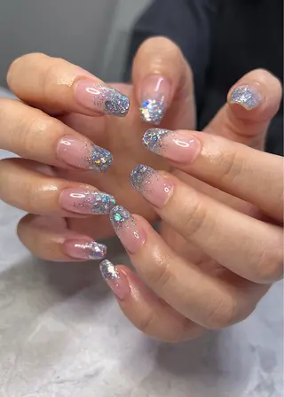 ネイル sol所属・sol. ¨̮ 𓇼 yunaのネイルデザイン