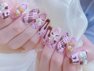 ネイル ネイルサロンエクラ 🫧Shizukaのネイルデザイン