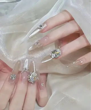 ネイル BEAUTY NAIL SALON所属・beautynail Emiのネイルデザイン