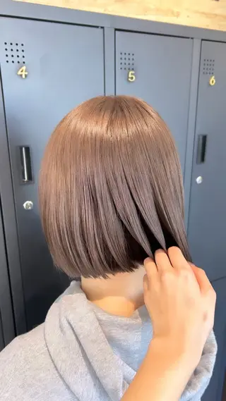 ショート カラー suri-ru hair【スリールヘアー】所属・FURUSAWA AOIのヘアスタイル