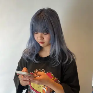 カラー HANA所属・林 小桃のヘアスタイル