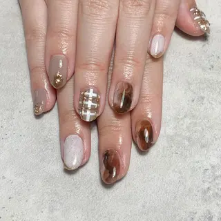 ネイル atelier　FIORITURA所属・FIORITURA aiのネイルデザイン