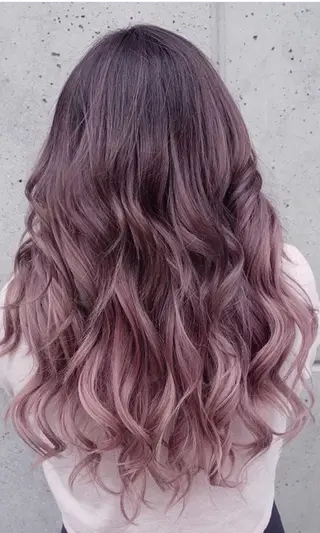 ロング カラー パーマ 大阪レミーエクステ チビ編み込みのヘアスタイル