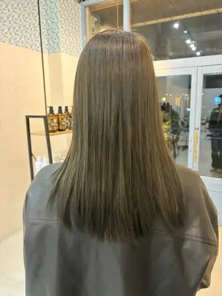 セミロング botan🪷☆*。 レ ナのヘアスタイル