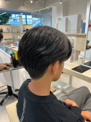 メンズ メンズパーマ/ スパイキー/フェードのヘアスタイル