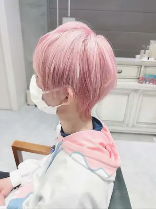 ショート カラー メンズ ヘアアレンジ 𝐑𝐈𝐍𝐊𝐀 🐣🩷のヘアスタイル