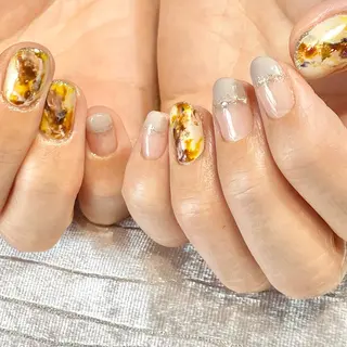 ネイル Flore (フロール)の眉毛・アイブロウイメージ