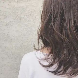 セミロング カラー ヘアアレンジ 韓国🇰🇷髪質改善 Chisaki치사키のヘアスタイル