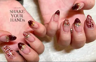 ネイル ネイルスタジオ シェイクユアハンズのネイルデザイン