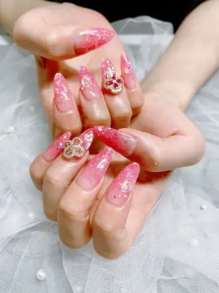 ネイル Renatus Nailのネイルデザイン