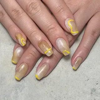 ネイル atelier　FIORITURA所属・FIORITURA aiのネイルデザイン