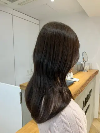 ロング 銀座 透明感カラー 🌿Hitomiのヘアスタイル