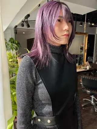 ミディアム カラー オカモト ミユウのヘアスタイル