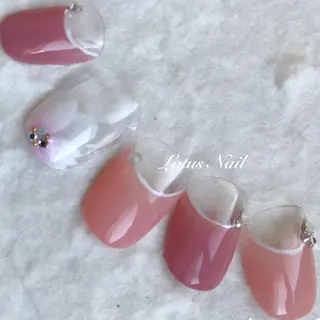 ネイル Lotus Nailのネイルデザイン