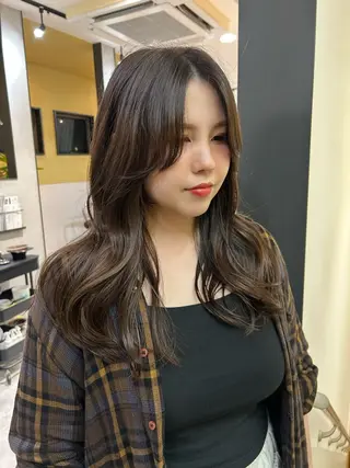 ロング カラー hub hair レイヤー/透明感のヘアスタイル