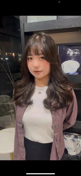 ロング 寺島 理菜のヘアスタイル