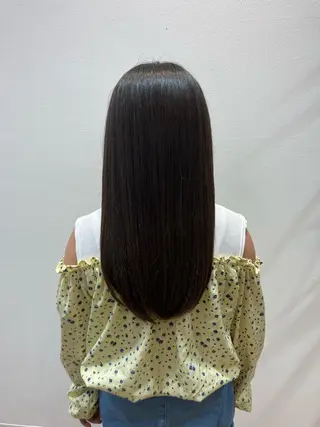 セミロング イチゴ森下所属・🌟髪質 改善🌟のヘアスタイル