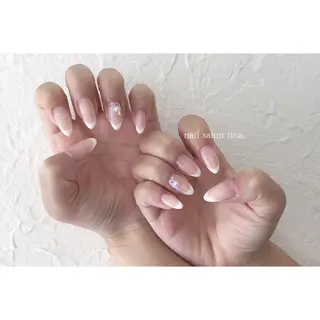 ネイル nail salon tina.所属・中山 はづきのネイルデザイン