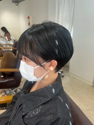 ショート ニイムラ ミキのヘアスタイル
