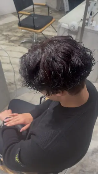 カラー パーマ メンズ 山本 彩美香のヘアスタイル