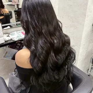 ロング エクステ・レイヤ ーカットLay.のヘアスタイル