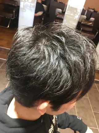 ショート メンズ 吉村 周馬のヘアスタイル