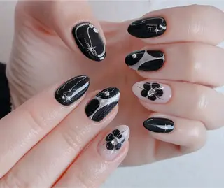 ネイル Lyna 池袋のネイルデザイン