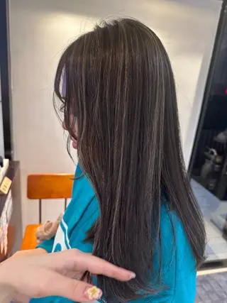 ロング mio/【日本橋】 パーマモデルのヘアスタイル