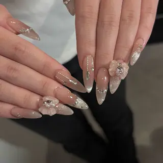 ネイル BONNIE所属・BONNIE MIKIのネイルデザイン