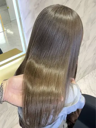 ロング カラー loa所属・mei/中目黒/ アイドル風/ガーリーのヘアスタイル