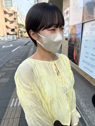 ショート W所属・小林 朋花のヘアスタイル