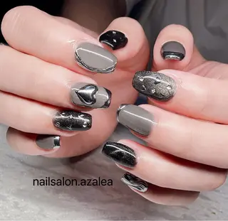 ネイル R inのネイルデザイン